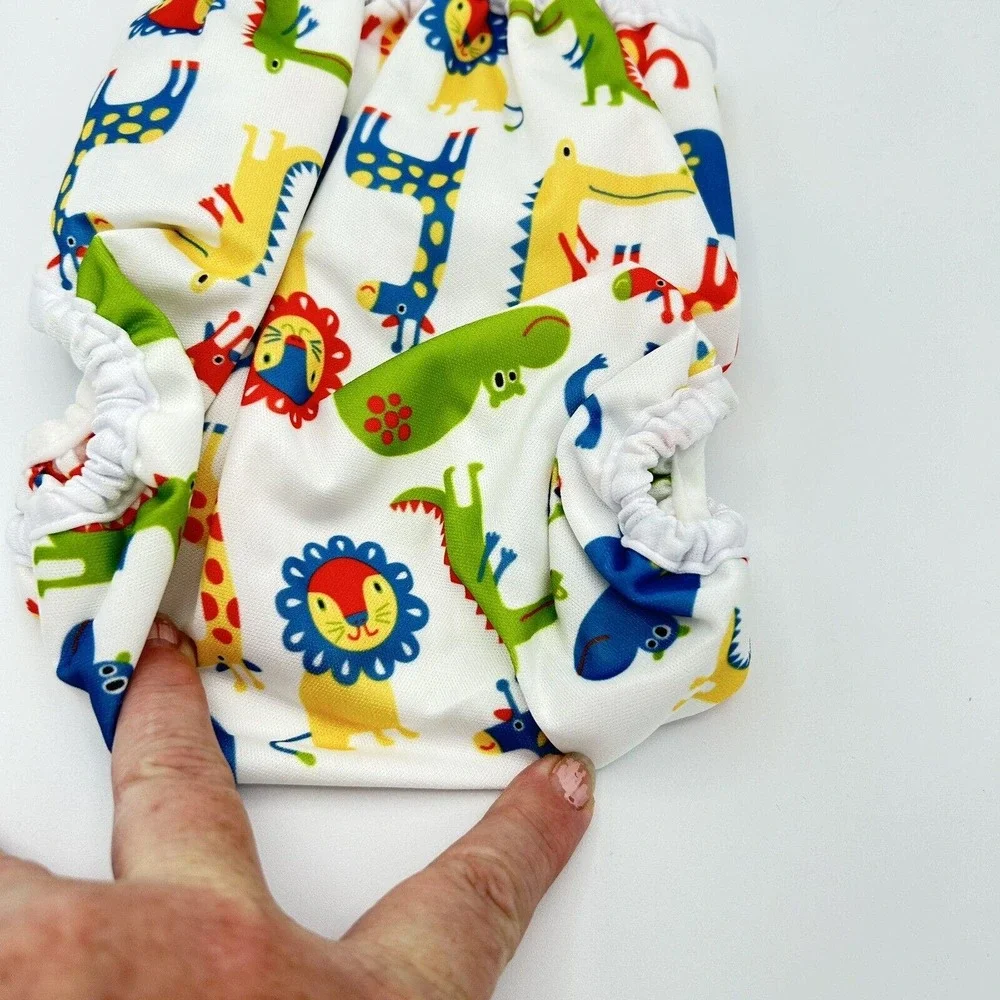 Baby Diaper Cover Adjustable Snap Zoo Animals Print‎ Lions, Giraffes One Size